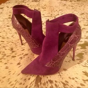 Chloe Suede Pointy Boots